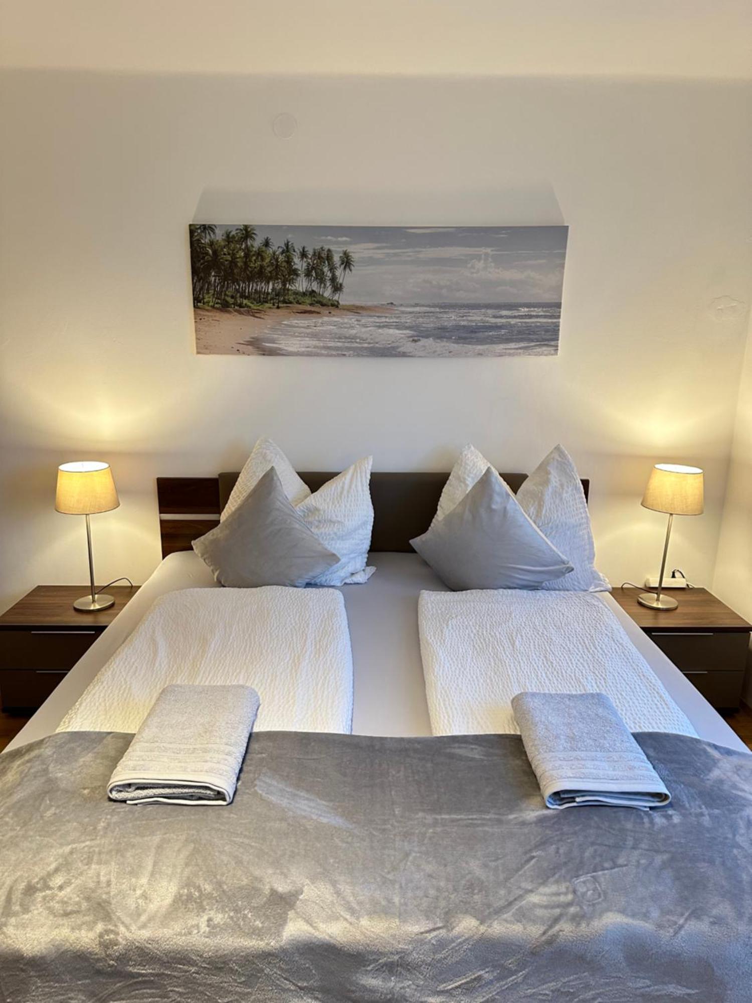 The Peaceful Garden Stay & Free Parking Salzburg Exterior foto